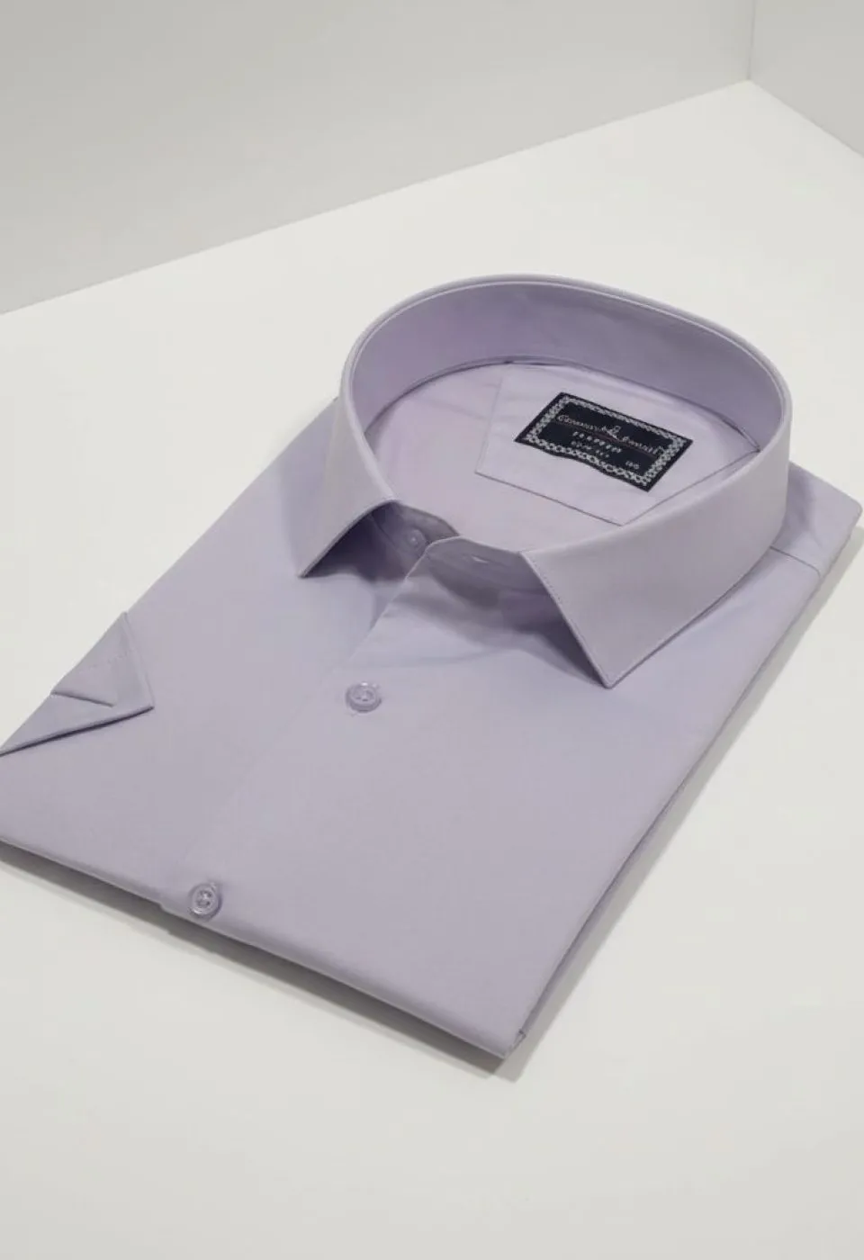 Büyük Beden Slim Fit Kısa Kol Düz Renk Erkek Gömlek 4GMK313036011 Büyük Beden Slim Fit Kısa Kol Düz Renk Erkek Gömlek 4GMK313036011