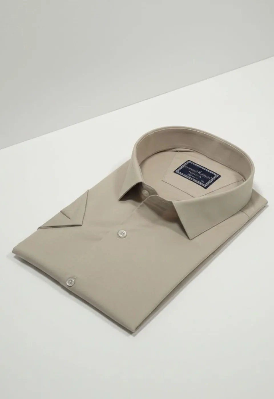 Büyük Beden Slim Fit Kısa Kol Düz Renk Erkek Gömlek 4GMK313036015 Büyük Beden Slim Fit Kısa Kol Düz Renk Erkek Gömlek 4GMK313036015