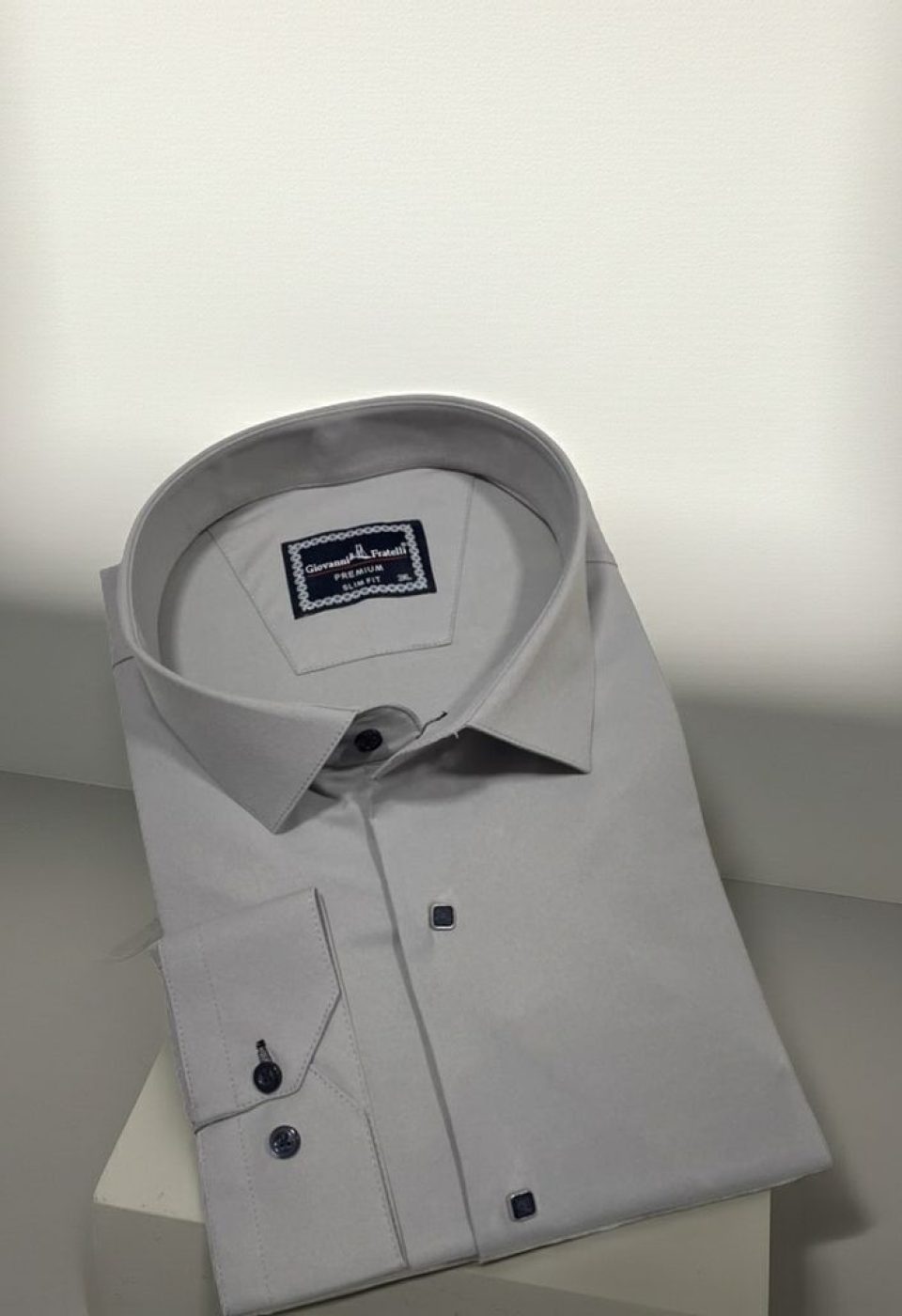 Büyük Beden Slim Fit Uzun Kol Düz Renk Saten Erkek Gömlek 4GMK313037026 Büyük Beden Slim Fit Uzun Kol Düz Renk Saten Erkek Gömlek 4GMK313037026