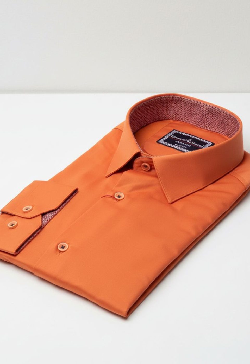 Slim Fit Uzun Kol Düz Renk Saten Erkek Gömlek 3GMK317090046 Slim Fit Uzun Kol Düz Renk Saten Erkek Gömlek 3GMK317090046