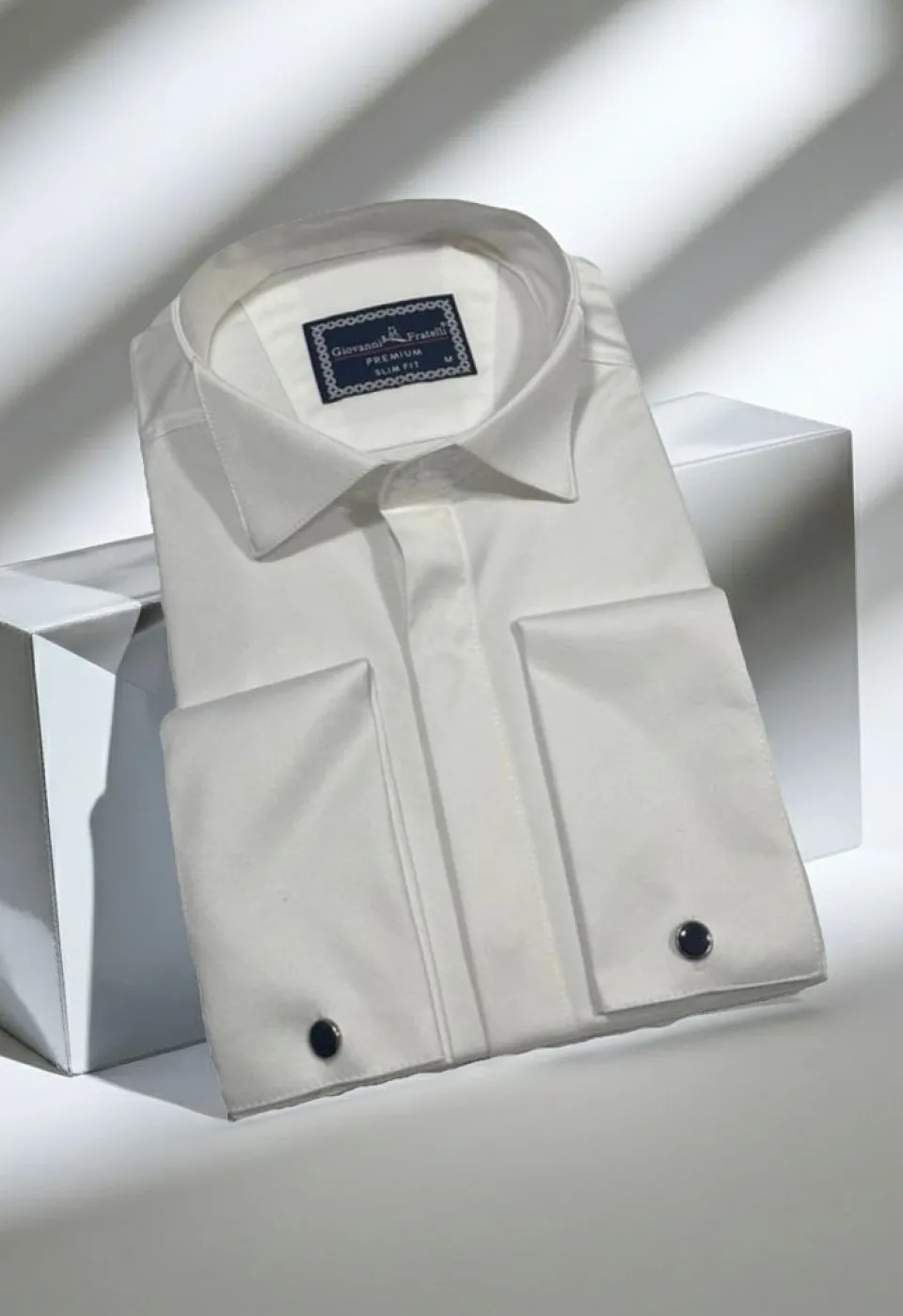 Slim Fit Düz Renk Kol Düğmeli Ata Yaka Erkek Gömlek 3GMK3110703002