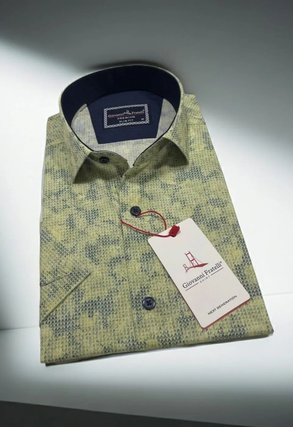 Slim Fit Kısa Kol Desenli Sıcak Baskı Erkek Gömlek 3GMK321150006