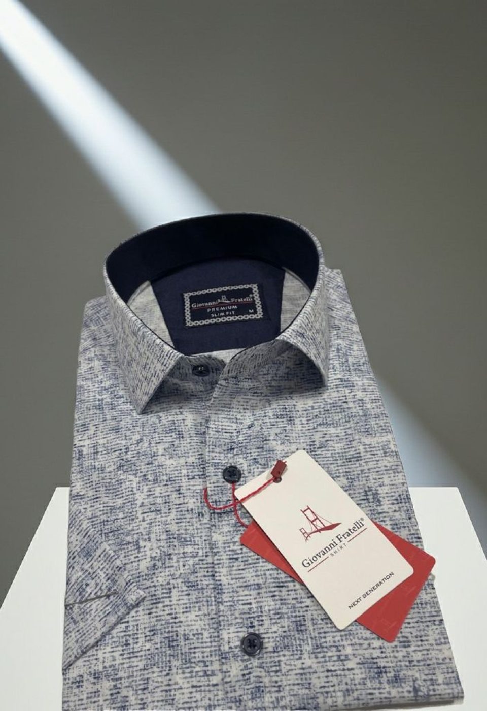 Slim Fit Kısa Kol Desenli Sıcak Baskı Erkek Gömlek 3GMK321152001
