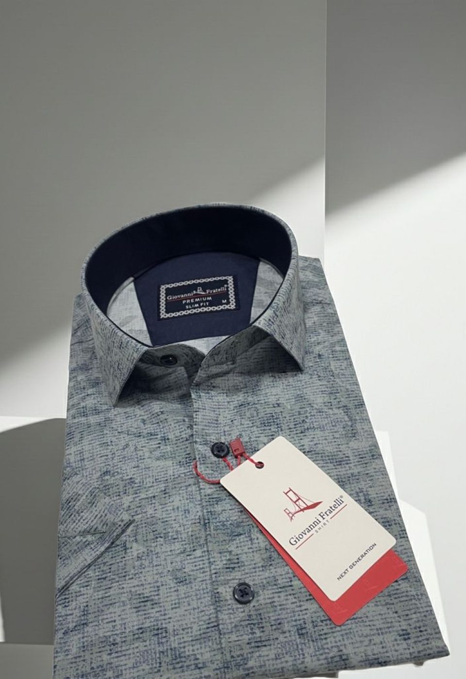 Slim Fit Kısa Kol Desenli Sıcak Baskı Erkek Gömlek 3GMK321152004