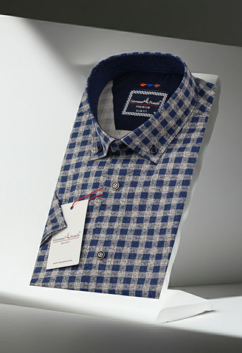 Slim Fit Kısa Kol Desenli Yaka Düğmeli Erkek Gömlek 3GMK311152002