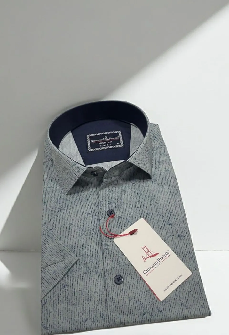 Slim Fit Kısa Kol Desenli Sıcak Baskı Erkek Gömlek 3GMK321154004